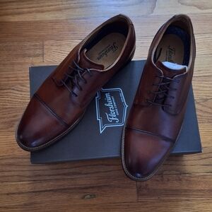 Florsheim Men's Cognac Leather Dress Shoes, Size 9US.